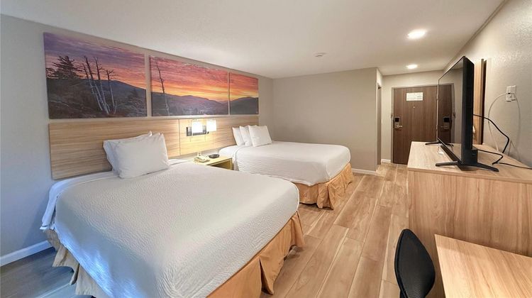 Days Inn Torrington Room