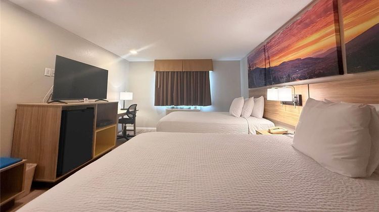 Days Inn Torrington Room