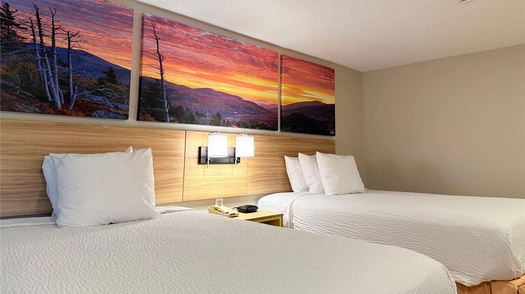Days Inn Torrington Room