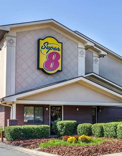Super 8 Charlotte/Amusement Park Area