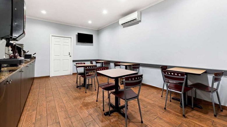 <b>Super 8 Florida City/Homestead Restaurant</b>. Images powered by <a href="https://iceportal.shijigroup.com/" title="IcePortal" target="_blank">IcePortal</a>.