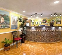 Super 8 Alamogordo Lobby