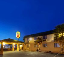 Super 8 Alamogordo Exterior