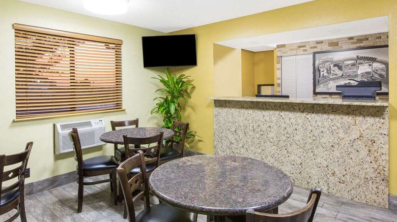 <b>Super 8 Nampa Lobby</b>. Images powered by <a href="https://iceportal.shijigroup.com/" title="IcePortal" target="_blank">IcePortal</a>.