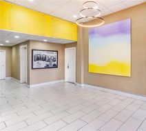 Super 8 Garden of the Gods Lobby