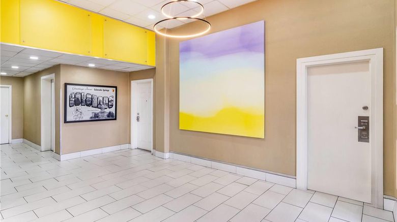 <b>Super 8 Garden of the Gods Lobby</b>. Images powered by <a href="https://iceportal.shijigroup.com/" title="IcePortal" target="_blank">IcePortal</a>.
