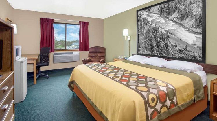 Super 8 Antigo Room