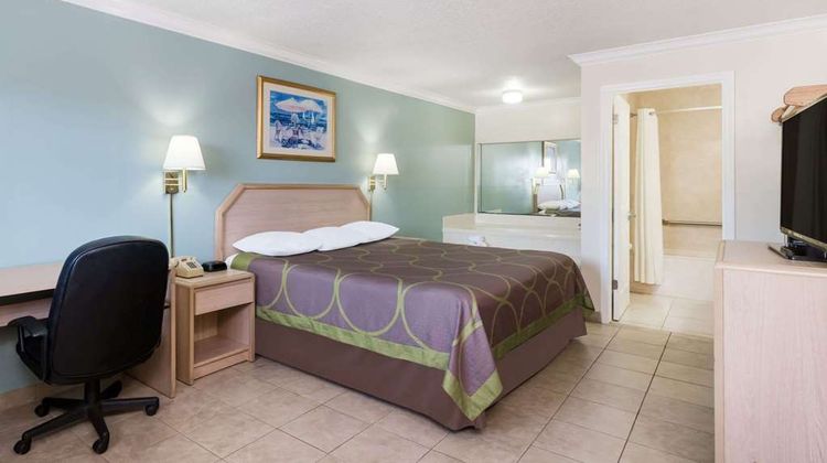 Super 8 Ft Walton Beach Room