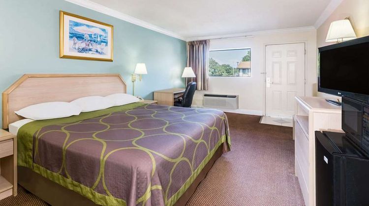 Super 8 Ft Walton Beach Room
