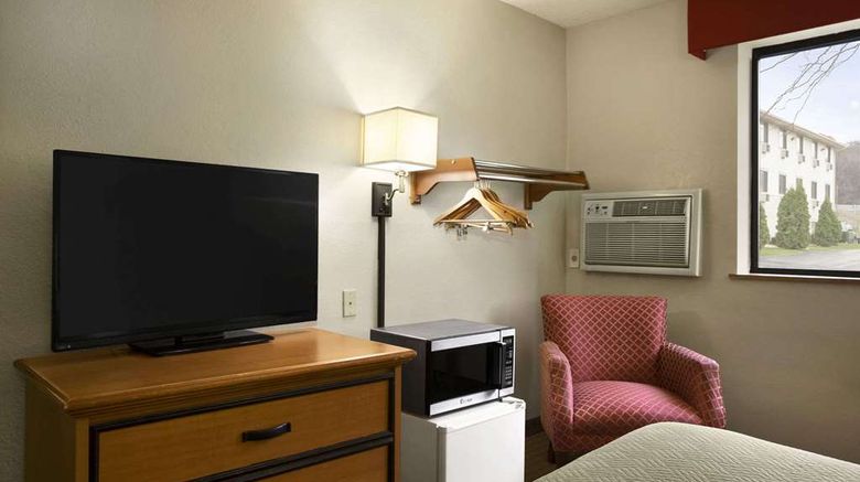 <b>Travelodge Of Battle Creek Room</b>. Images powered by <a href="https://iceportal.shijigroup.com/" title="IcePortal" target="_blank">IcePortal</a>.