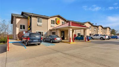 Super 8 Bloomington