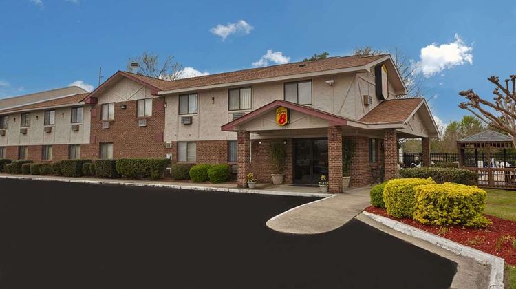 Super 8 Greenville Exterior