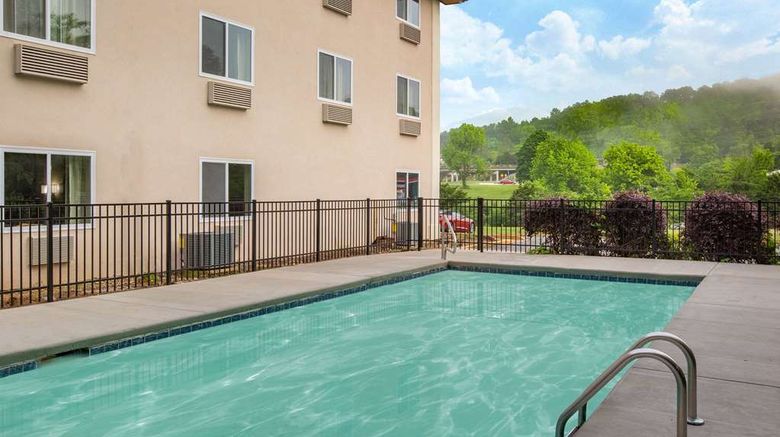 <b>Super 8 Chattanooga Lookout Mountain Pool</b>. Images powered by <a href="https://iceportal.shijigroup.com/" title="IcePortal" target="_blank">IcePortal</a>.