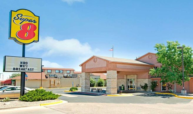 Super 8 Belen Exterior
