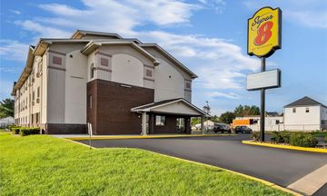 Super 8 New Castle