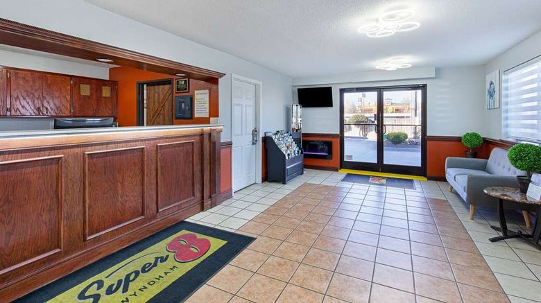 <b>Super 8 Johnson City Lobby</b>. Images powered by <a href="https://iceportal.shijigroup.com/" title="IcePortal" target="_blank">IcePortal</a>.