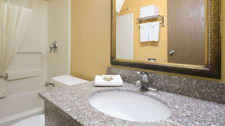 <b>Super 8 Amarillo Room</b>. Images powered by <a href="https://iceportal.shijigroup.com/" title="IcePortal" target="_blank">IcePortal</a>.