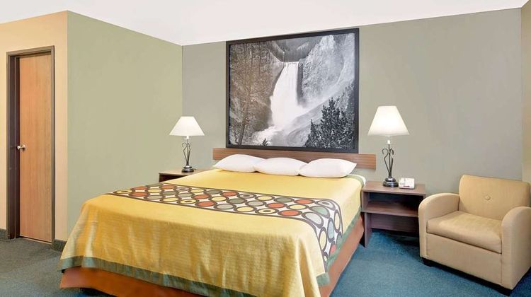Super 8 Belgrade/Bozeman Airport Room