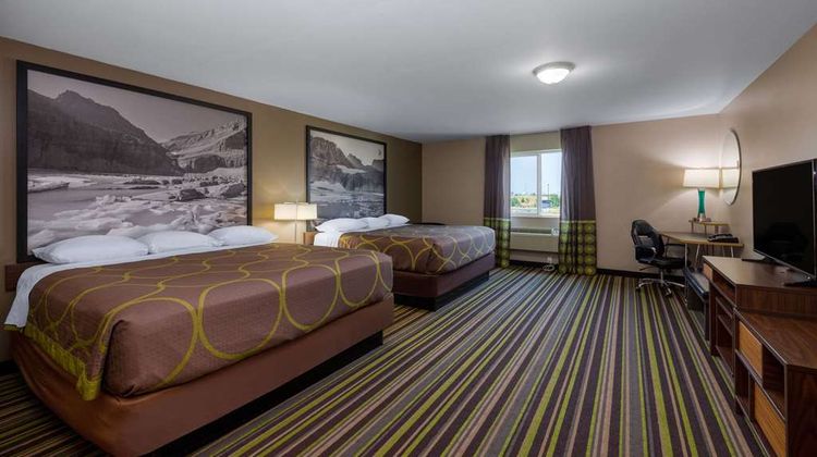 Super 8 Belgrade/Bozeman Airport Suite