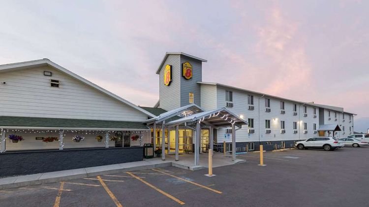 Super 8 Belgrade/Bozeman Airport Exterior
