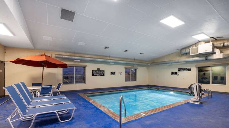 Super 8 Belgrade/Bozeman Airport Pool