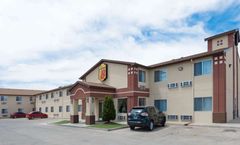 Super 8 Bernalillo
