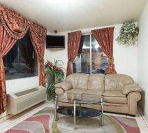 Super 8 Bernalillo Lobby