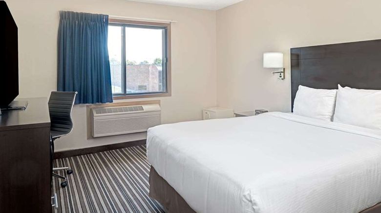 <b>Super 8 Omaha West L St Room</b>. Images powered by <a href="https://iceportal.shijigroup.com/" title="IcePortal" target="_blank">IcePortal</a>.