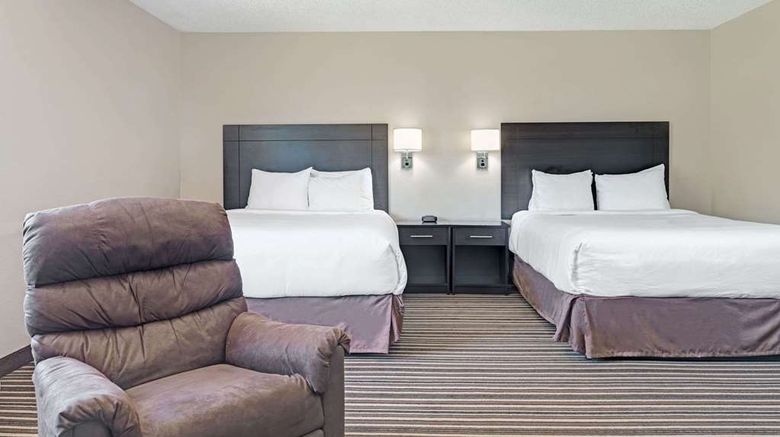 <b>Super 8 Omaha West L St Room</b>. Images powered by <a href="https://iceportal.shijigroup.com/" title="IcePortal" target="_blank">IcePortal</a>.