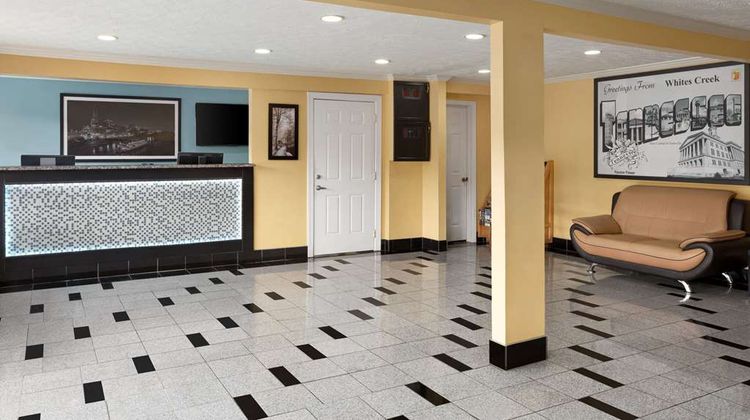 Super 8 Whites Creek/ Nashville NW Area Lobby