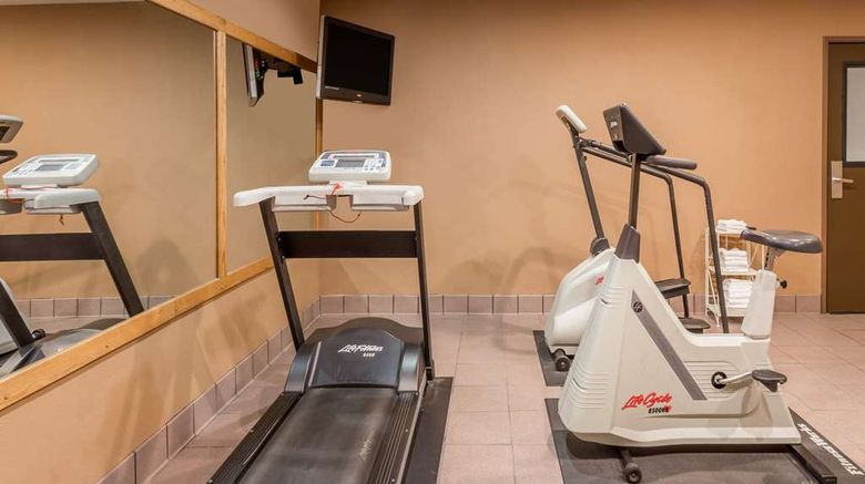 <b>Super 8 Appleton Health</b>. Images powered by <a href="https://iceportal.shijigroup.com/" title="IcePortal" target="_blank">IcePortal</a>.
