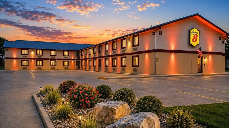 Super 8 Champaign Exterior