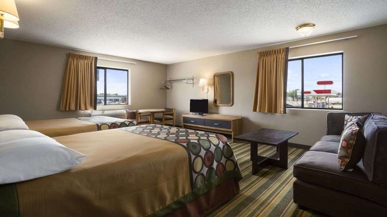<b>Super 8 Blackwell Suite</b>. Images powered by <a href="https://iceportal.shijigroup.com/" title="IcePortal" target="_blank">IcePortal</a>.