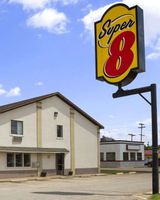 Super 8 Blackwell