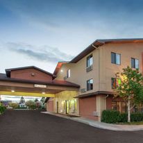Super 8 Butte