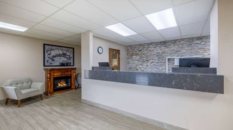 <b>Super 8 Butte Lobby</b>. Images powered by <a href="https://iceportal.shijigroup.com/" title="IcePortal" target="_blank">IcePortal</a>.