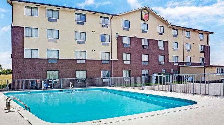 <b>Super 8 Nashville/ Dntn/ Opryland Area Pool</b>. Images powered by <a href="https://iceportal.shijigroup.com/" title="IcePortal" target="_blank">IcePortal</a>.