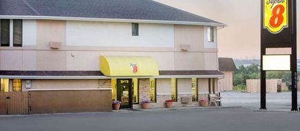 Super 8 Casper West Exterior