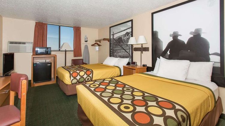 Super 8 Casper West Room
