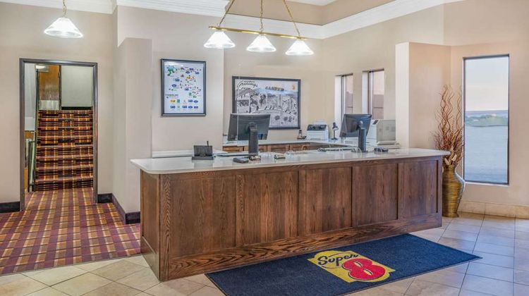 Super 8 Casper West Lobby