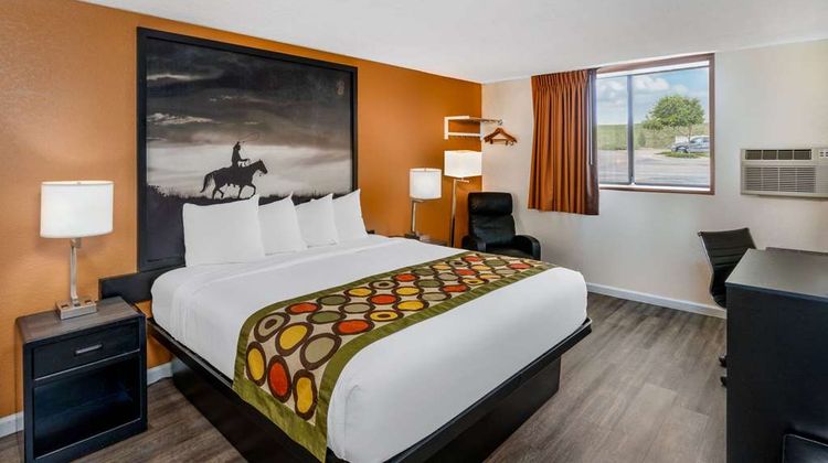 Super 8 Cheyenne Room