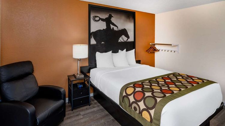 Super 8 Cheyenne Room