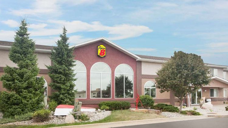 Super 8 West Branch Exterior