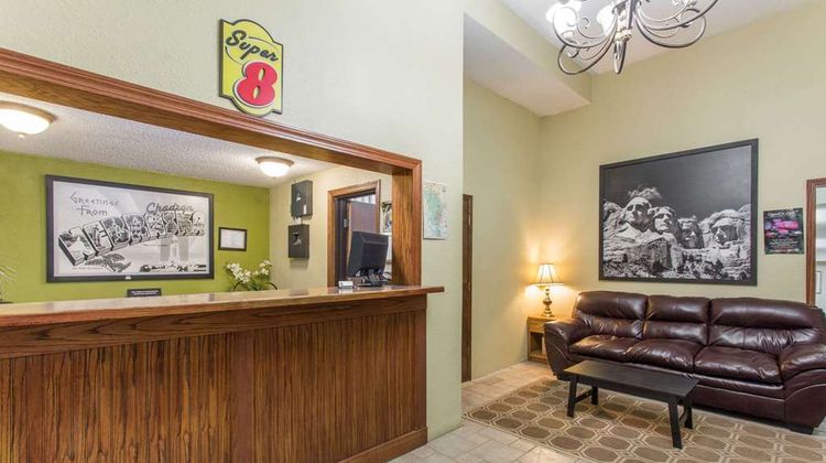 Super 8 Chadron NE Lobby