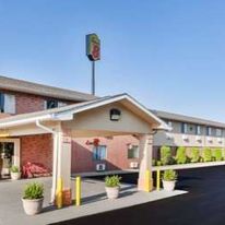 Super 8 Munfordville