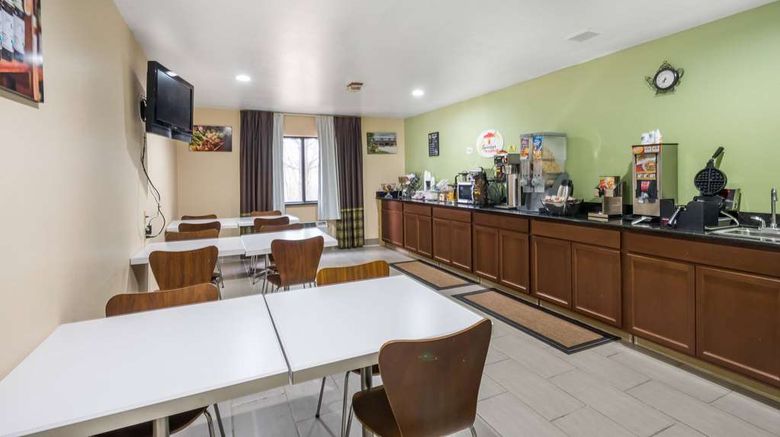 <b>Super 8 Munfordville Other</b>. Images powered by <a href="https://iceportal.shijigroup.com/" title="IcePortal" target="_blank">IcePortal</a>.