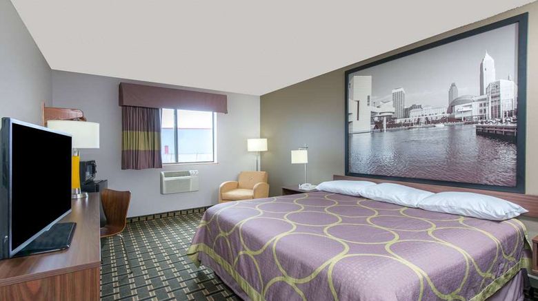 <b>Super 8 Youngstown/Austintown Room</b>. Images powered by <a href="https://iceportal.shijigroup.com/" title="IcePortal" target="_blank">IcePortal</a>.