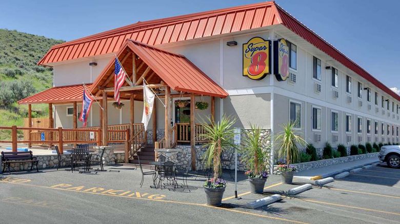 Super 8 Cody Exterior. Images powered by <a href="https://iceportal.shijigroup.com" target="_blank" rel="noopener">Ice Portal</a>.