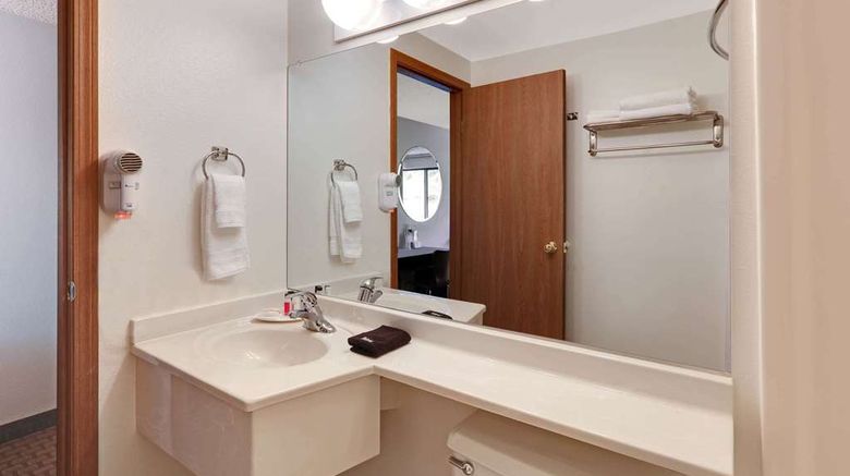 <b>Super 8 Cody Room</b>. Images powered by <a href="https://iceportal.shijigroup.com/" title="IcePortal" target="_blank">IcePortal</a>.