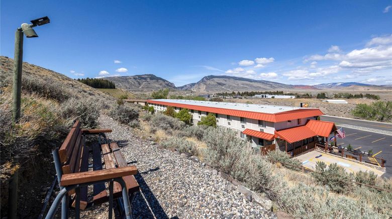 Super 8 Cody Exterior. Images powered by <a href="https://iceportal.shijigroup.com" target="_blank" rel="noopener">Ice Portal</a>.